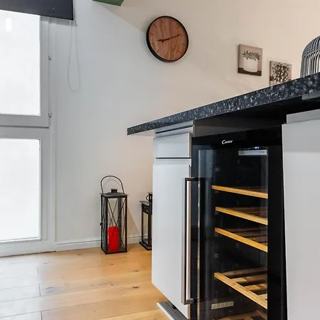 Le Precieux De Raoul Centre Avec Ascenseur דירה