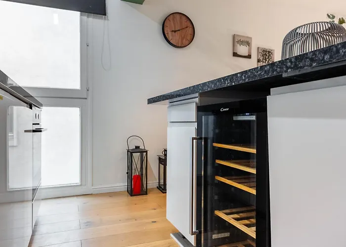 Le Precieux De Raoul Centre Avec Ascenseur דירה