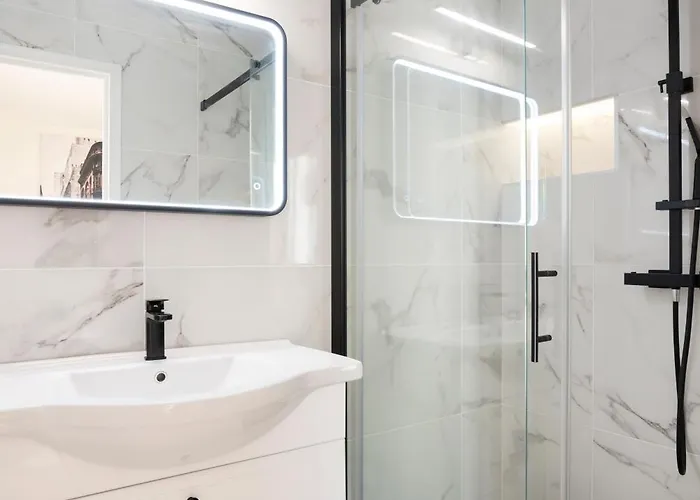 Le Precieux De Raoul Centre Avec Ascenseur Нанси